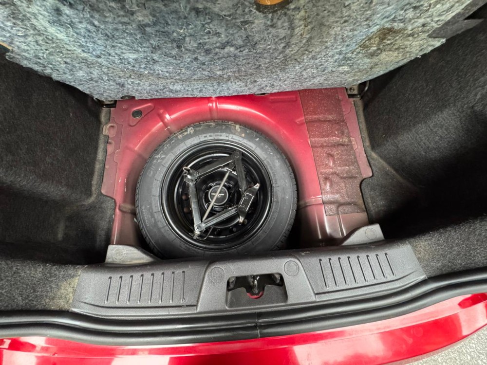 Ford Fiesta Kinetic 1.6 titanium power shift — foto 12